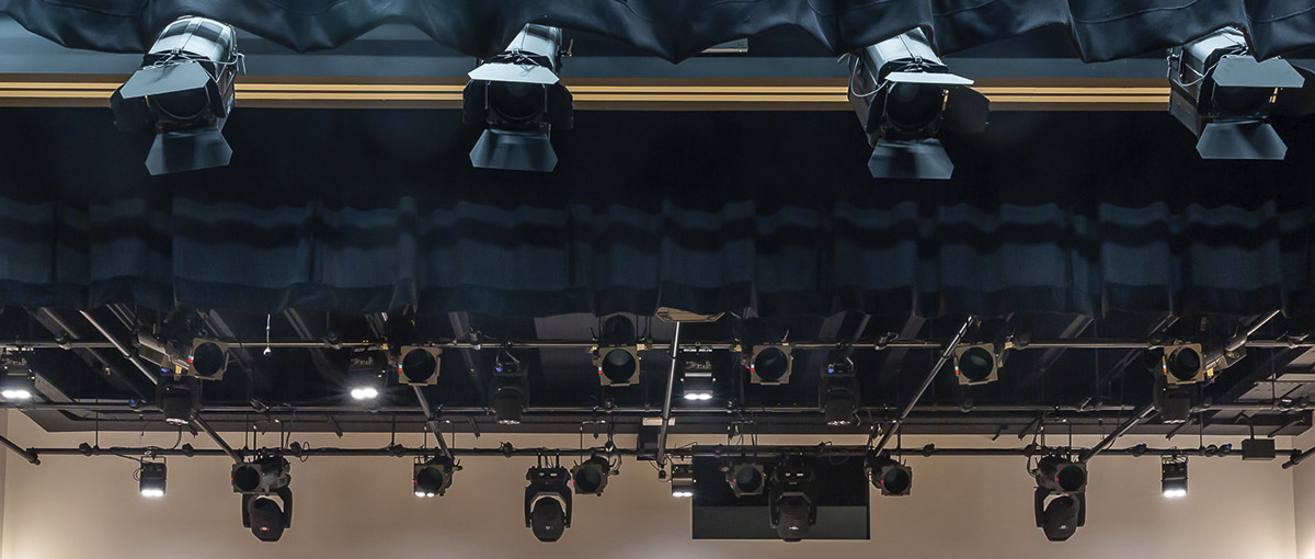 specialist secondary school studio lighting stage lighting consultants